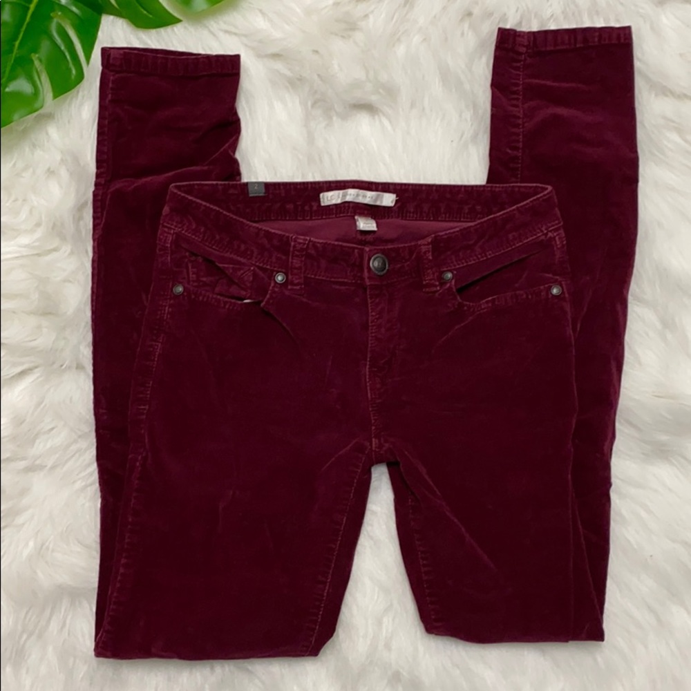 Lauren Conrad corduroy pant. Item# B68